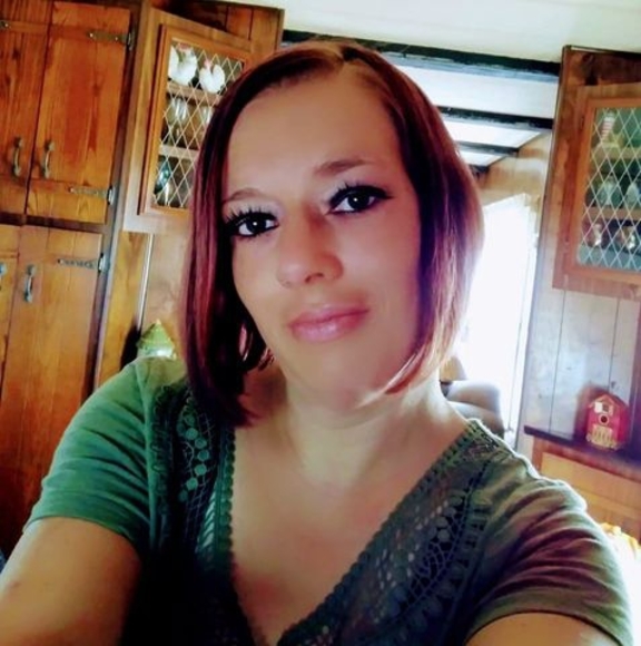 Meet your Posher, Ashley - Picture 1 of 1